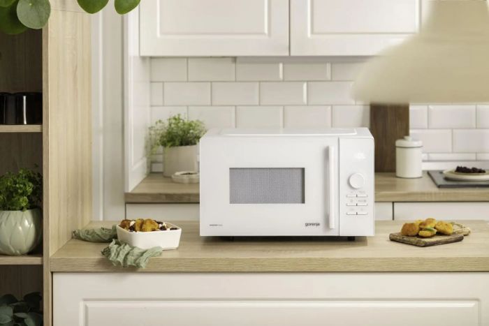 Мікрохвильова піч Gorenje, 23л, електр. керув., 800Вт, дисплей, 20 програм, інвертор, білий