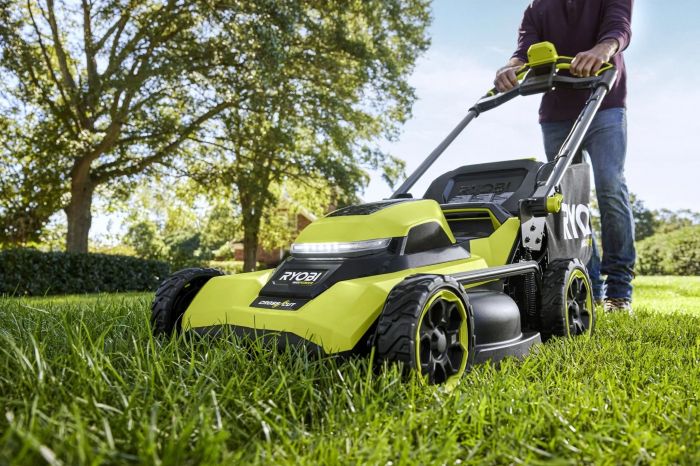 Газонокосарка акумуляторна Ryobi Max Power RY36LMXSP53B-160 36В акб 1х6А·год 53см 68л 25-100мм самохідна 30кг