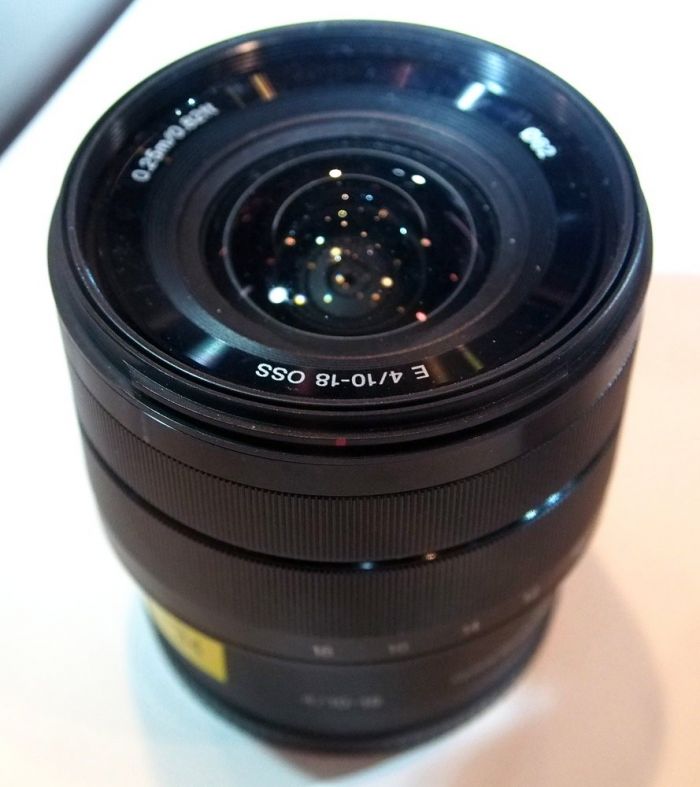 Об`єктив Sony 10-18mm f/4.0 для NEX