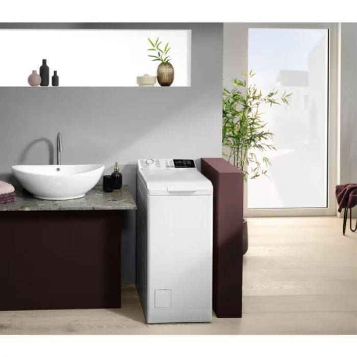Пральна машина Electrolux вертикальна, 6кг, 1000, D, 60см, дисплей, білий