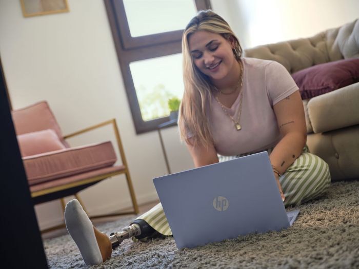 Ноутбук HP OmniBook 5 16-af1016ua 16" 2K IPS AG, Intel U7-255U, 16GB, F1024GB, UMA, DOS, блакитний