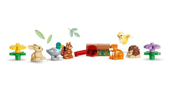 Конструктор LEGO DUPLO Town Ліс відкриттів із дикими тваринами