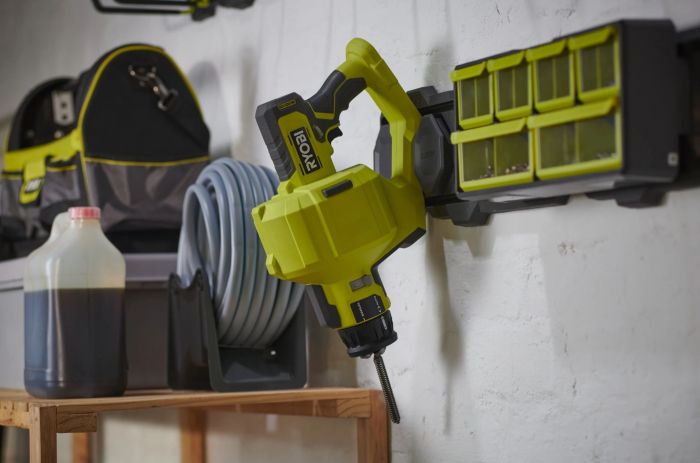 Машина для прочищення труб акумуляторна Ryobi ONE+ RDA18-0 18В діаметр труби до 50мм 6.8м 3.3кг без АКБ та ЗП