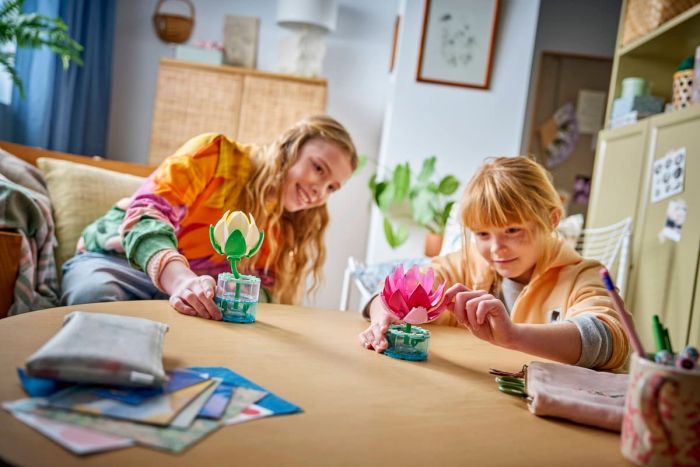 Конструктор LEGO Botanicals Латаття