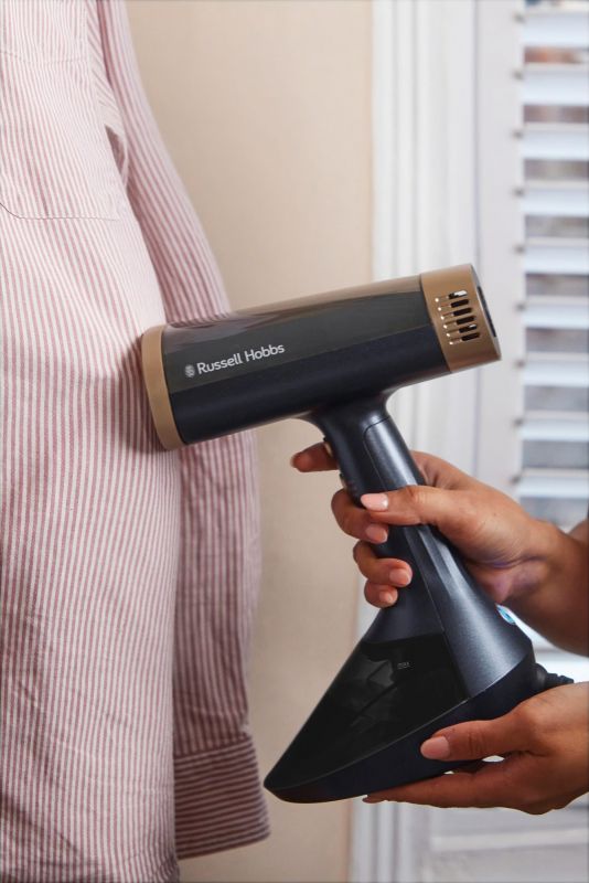 Відпарювач Russell Hobbs Genie VacuSteam, 1800Вт, 200мл, паровий удар -20гр, верт. відпарювання, керам. підошва, синій