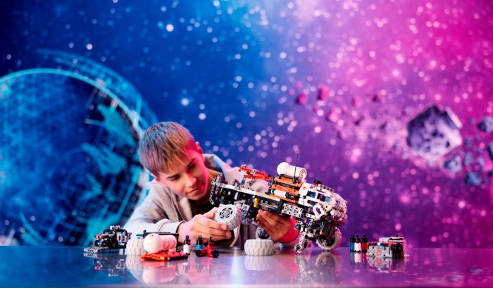 Конструктор LEGO Technic Марсохід команди дослідників