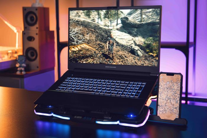 Підставка для ноутбука 2E GAMING CPG-012, до 17.3", 1xUSB-C, LCD/semiconductor cooling pad, RGB, чорний