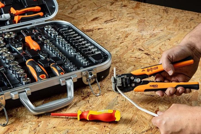 Набір інструментів Neo Tools, діелектричний, 108шт, для електрика 1000В, CrV, кейс