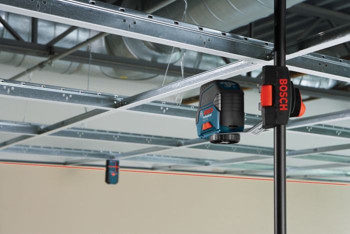 Нівелір лазерний Bosch GCL2-50+RM1+BM3 до 20м, ±0.3мм/м, 4AAx1.5В, IP54, чохол, мішеннь, кейс, 0.6кг